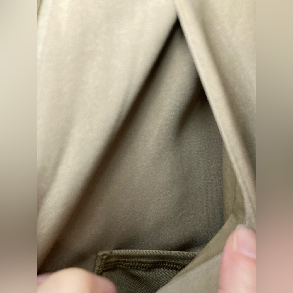 Lululemon Tan Women's Skirt - Picture 5 of 9
